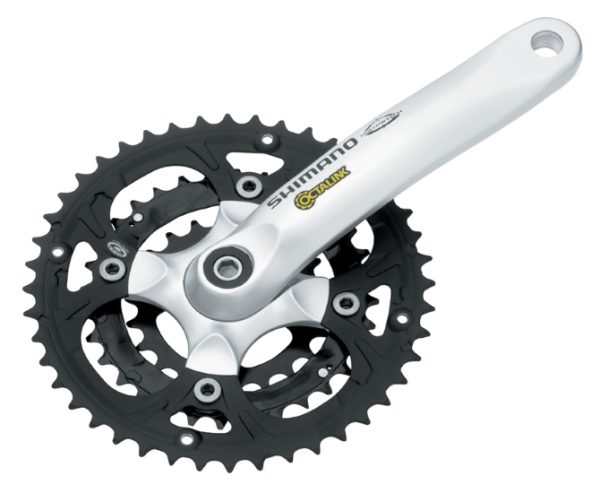 POGON SHIMANO FC-M445-S, 44X32X22Z, POLUGA 175MM, ZA STRAŽNJI 9 BRZINA, OCTALINK/HOLLOWTECH, CHAINCASE KOMPATIBILNO, ZA CHAINLINE 47.5/50MM, BEZ ŠTITNIKA, SREBRN, BULK