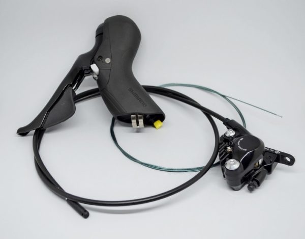 KOČNICA DISK SASTAVLJENA SHIMANO/J-KIT DIRECT, ST-R7025(L),BR-R7070(F) CRNA,ZA ROTOR 140MM, RESIN PLOČICE(SA HLADNJAKOM),SL INNER 1800MM,SM-BH90 1000MM,OT-SP41 600MM,IND.PACK