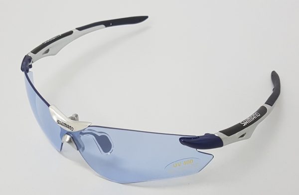 NAOČALE SHIMANO GALAXY, FRAME IRON SILVER, COLOR TPE: SOLID BLUE ,COLOR OF STANDARD LENS: PHOTOCHROMIC PAT#12 BLUE LENS