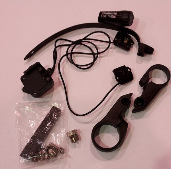 MONTAŽNI KIT SHIMANO, SM-SC70 ZA CIKLOKOMPJUTER ST-7800 31.8MM I 25.4MM OBUJMICA UKLJUČENA