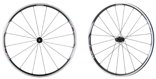 KOTAČ SHIMANO WH-RS11, PREDNJI I ZADNJI, 16R/20R, ZA 10/11 BRZINA, OBRUČ (SA TRAKOM OBRUČA) CLINCHER CRN, STANDARD NALJEPNICA, QR CRN, ZADNJI QR 168MM, BEZ TORBE, IND.PACK