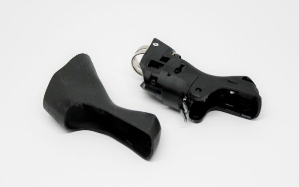 MEHANIZAM RUČICE KOČNICE/MJENJAČA SHIMANO ST-4700, DESNI, UKLJ. NAVLAKU RUČICE