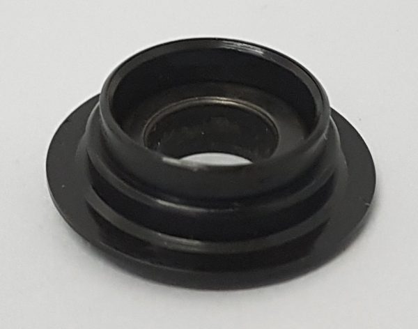 PODLOŠKA DISTANTNA OSOVINE ZA GLAVČINU SHIMANO FH-MJ10 DESNA 5.5MM SA PROTIPRAŠNIM POKLOPCEM